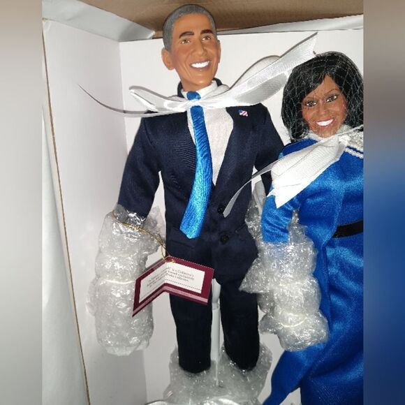 The Ashton Drake Galleries President Barack Obama & Michelle Collectible Dolls - Picture 6 of 11